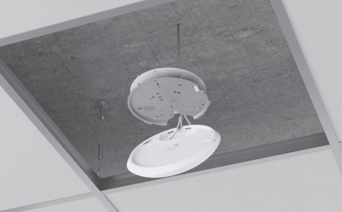 Acces Point Wi-Fi 7 Ubiquiti UniFi U7 Pro 2.4GHz(2x2)/5GHz(2x2)/6GHz(2x2) PoE+ 1x2,5G Acces Point Wi-Fi 7 Ubiquiti UniFi U7 Pro 2.4GHz(2x2)/5GHz(2x2)/6GHz(2x2) PoE+ 1x2,5G