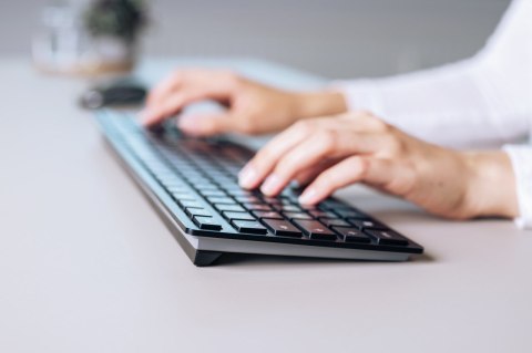 CHERRY KW 9100 SLIM klawiatura Uniwersalne RF Wireless + Bluetooth QWERTZ Swiss Czarny