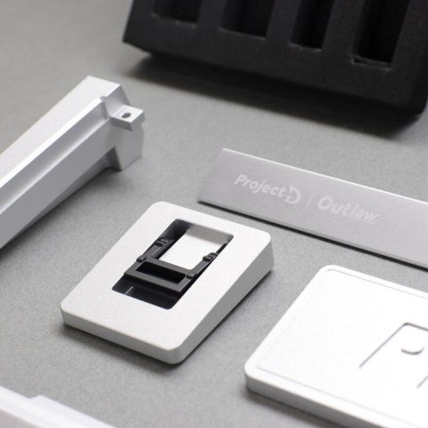 Ducky Outlaw 65 klawiatura Uniwersalne USB US English Srebrny