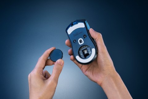 Razer Cobra Pro myszka Gaming Po prawej stronie RF Wireless + Bluetooth + USB Type-C Optyczny 30000 DPI