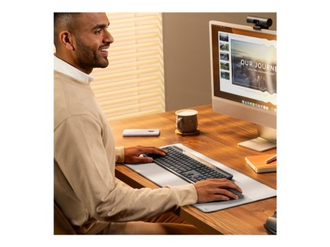 Logitech Signature Slim Solar+ K980 klawiatura Uniwersalne RF Wireless + Bluetooth QWERTY UK międzynarodowy Grafitowy