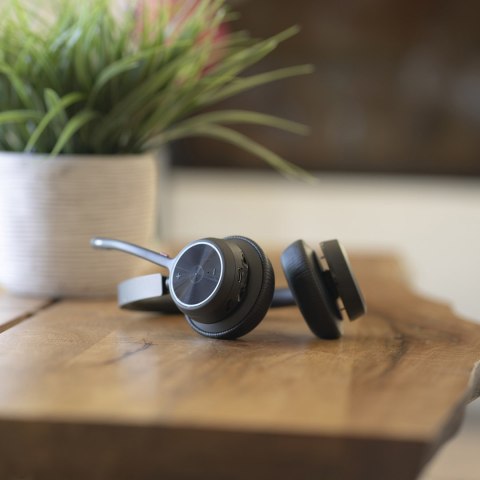 Słuchawki Poly Voyager 4320 USB-C Headset +BT700 dongle + podstawka ładująca 77Z31AA