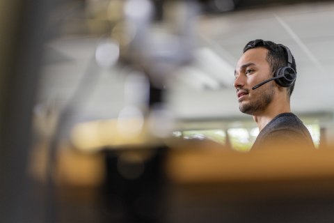 Słuchawki Poly Voyager 4320 MS Teams Certified USB-C Headset +BT700 dongle 77Z30AA