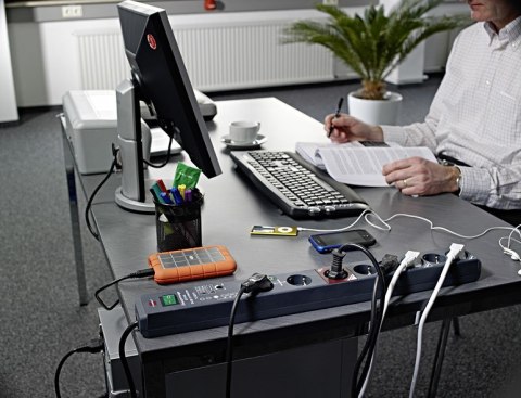 Listwa zasilająca Secure-Tec 8fach, Steckdosenleiste