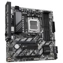GIGABYTE B840M DS3H WIFI6 AMD B840 Gniazdo AM5 micro ATX