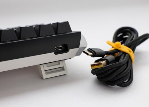 Ducky One 3 Classic Mini klawiatura Gaming USB Niemiecki Czarny, Biały