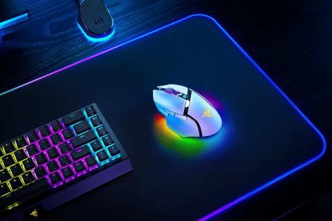 Razer Basilisk V3 Pro myszka Gaming Po prawej stronie RF Wireless + Bluetooth + USB Type-C Optyczny 30000 DPI