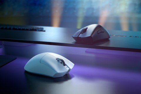 Razer DeathAdder V3 Pro myszka Gaming Po prawej stronie RF Wireless + USB Type-C Optyczny 30000 DPI