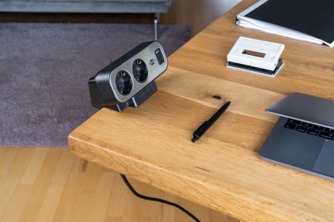 Brennenstuhl Duplex Gniazdo stołowe 1x USB A & C, 10x Schuko