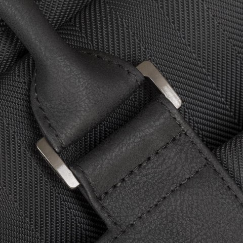 Aktówka Rivacase 8135 39,6 cm (15.6") Czarny