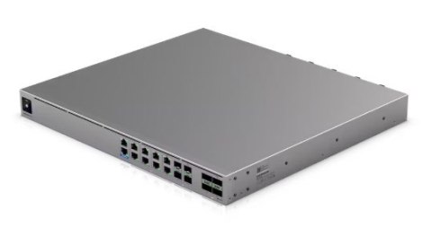 Router (Gateway), Kontroler UniFi, Switch Ubiquiti Enterprise Firewall Core (EF-Core)